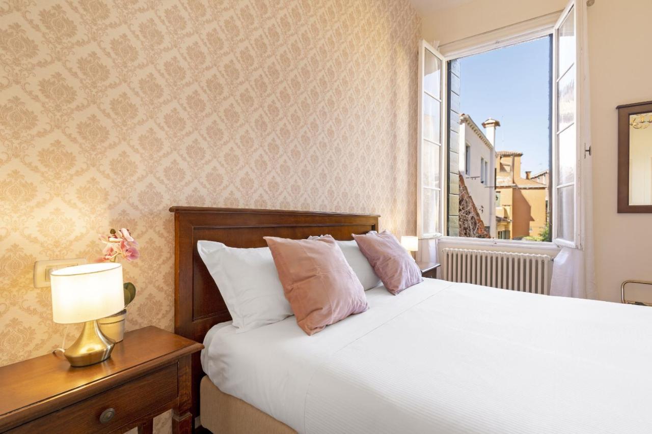 Residenza Centopietre - Dorsoduro By Wonderful Italy Venice Ngoại thất bức ảnh