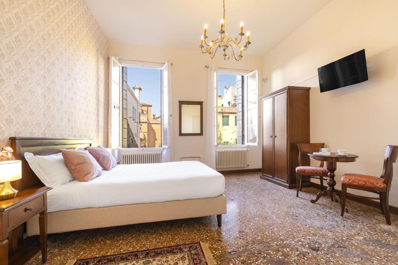 Residenza Centopietre - Dorsoduro By Wonderful Italy Venice Ngoại thất bức ảnh