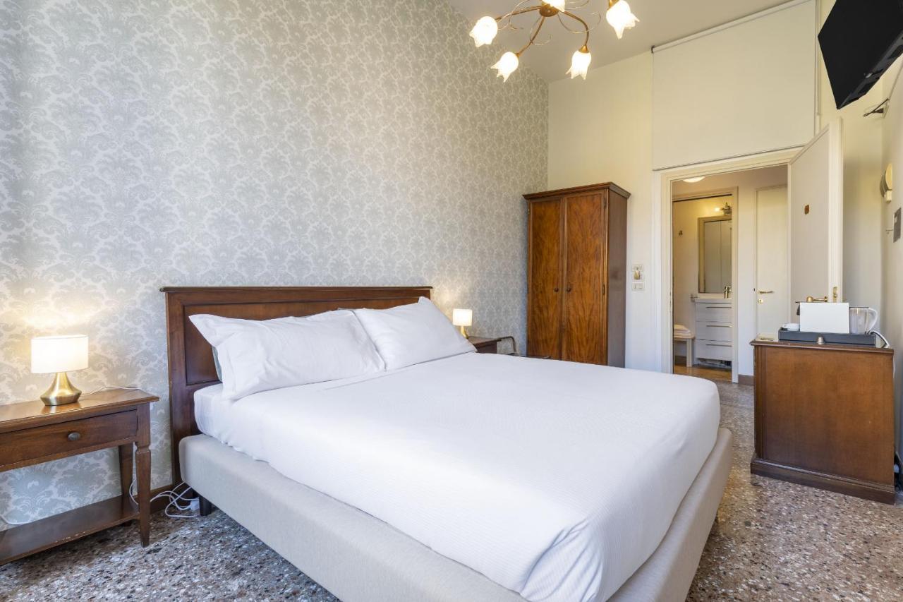 Residenza Centopietre - Dorsoduro By Wonderful Italy Venice Ngoại thất bức ảnh