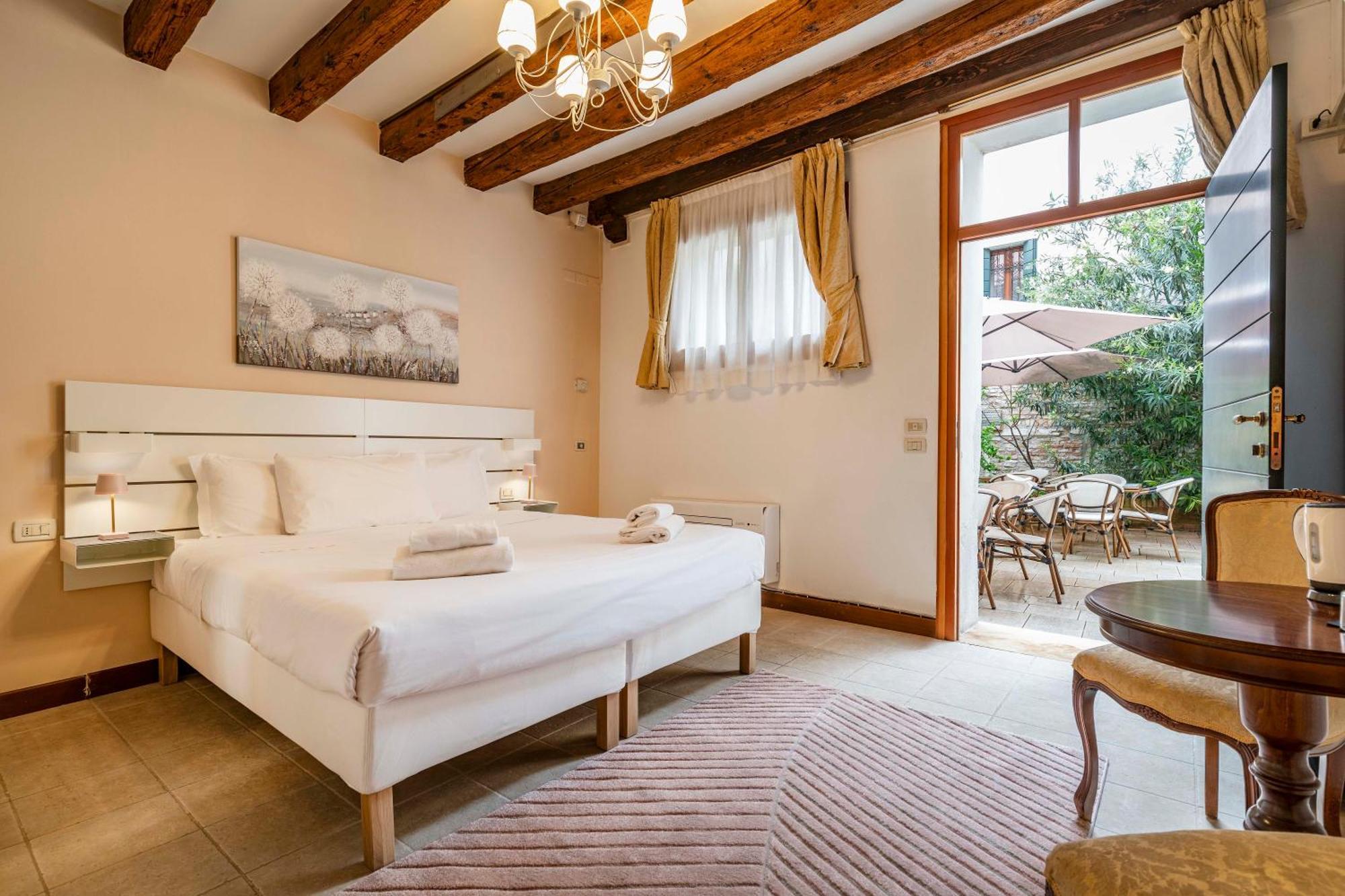 Residenza Centopietre - Dorsoduro By Wonderful Italy Venice Ngoại thất bức ảnh